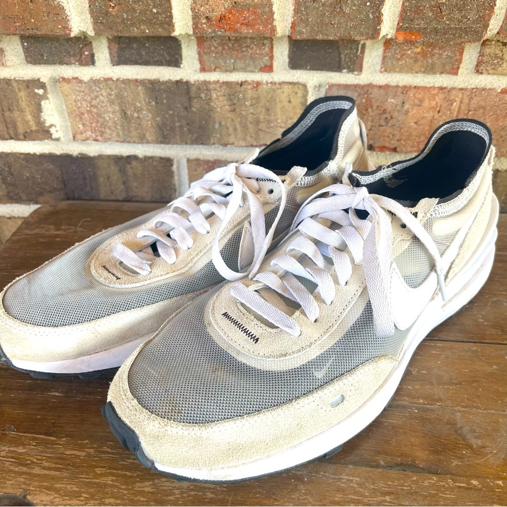 NIKE WAFFLE SNEAKERS‎ Size 8.5 Mens sb3